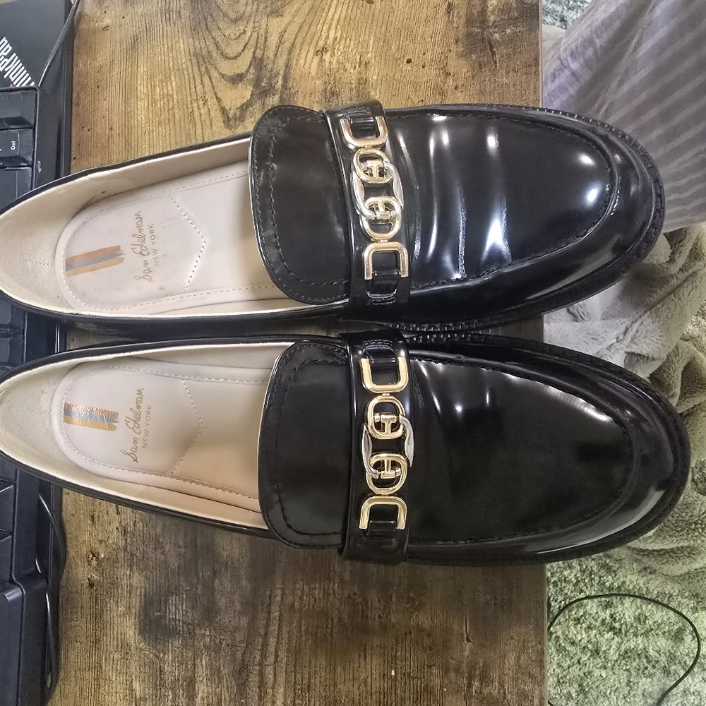 Sam Edelman Black Loafers with Gold Accents - Picture 3 of 13
